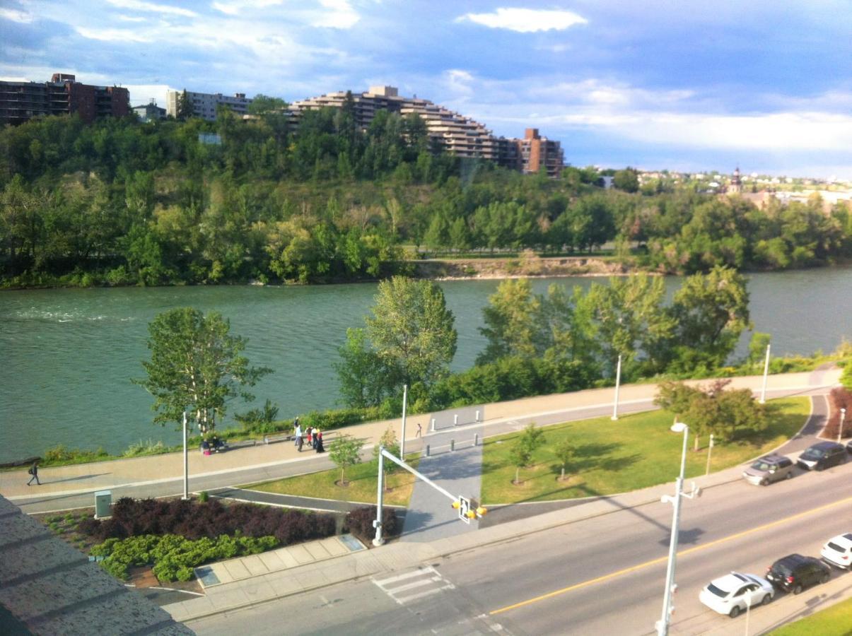 Amicable, Cozy, High Speed Internet, Sleeps 2 Riverview Downtown Apartment Calgary Exterior photo